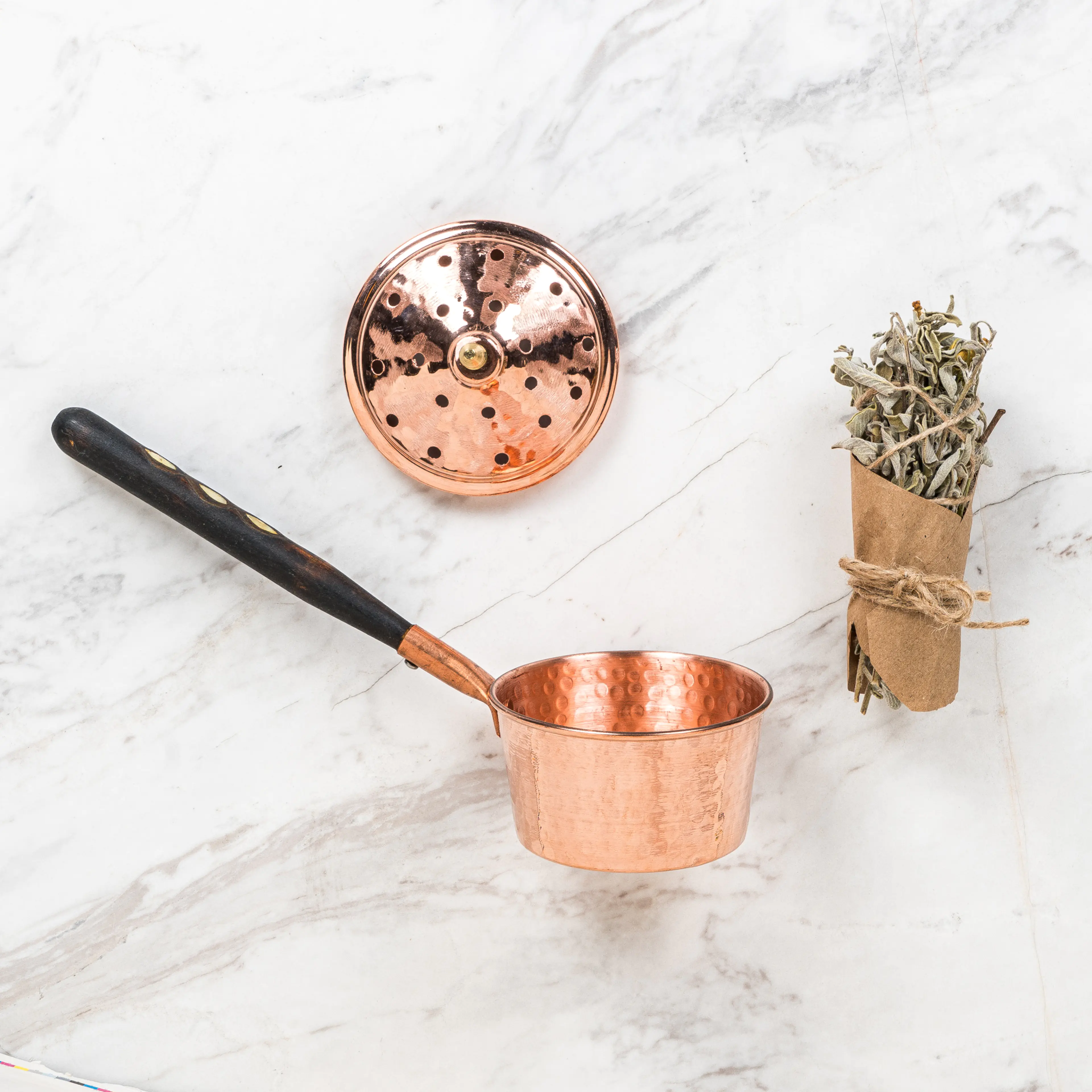 /blobs/bakir-el-yapimi-buhurdanlik-9b4ee75377264f19a7f8b9d6429d7e8a.webp?ts=09132142