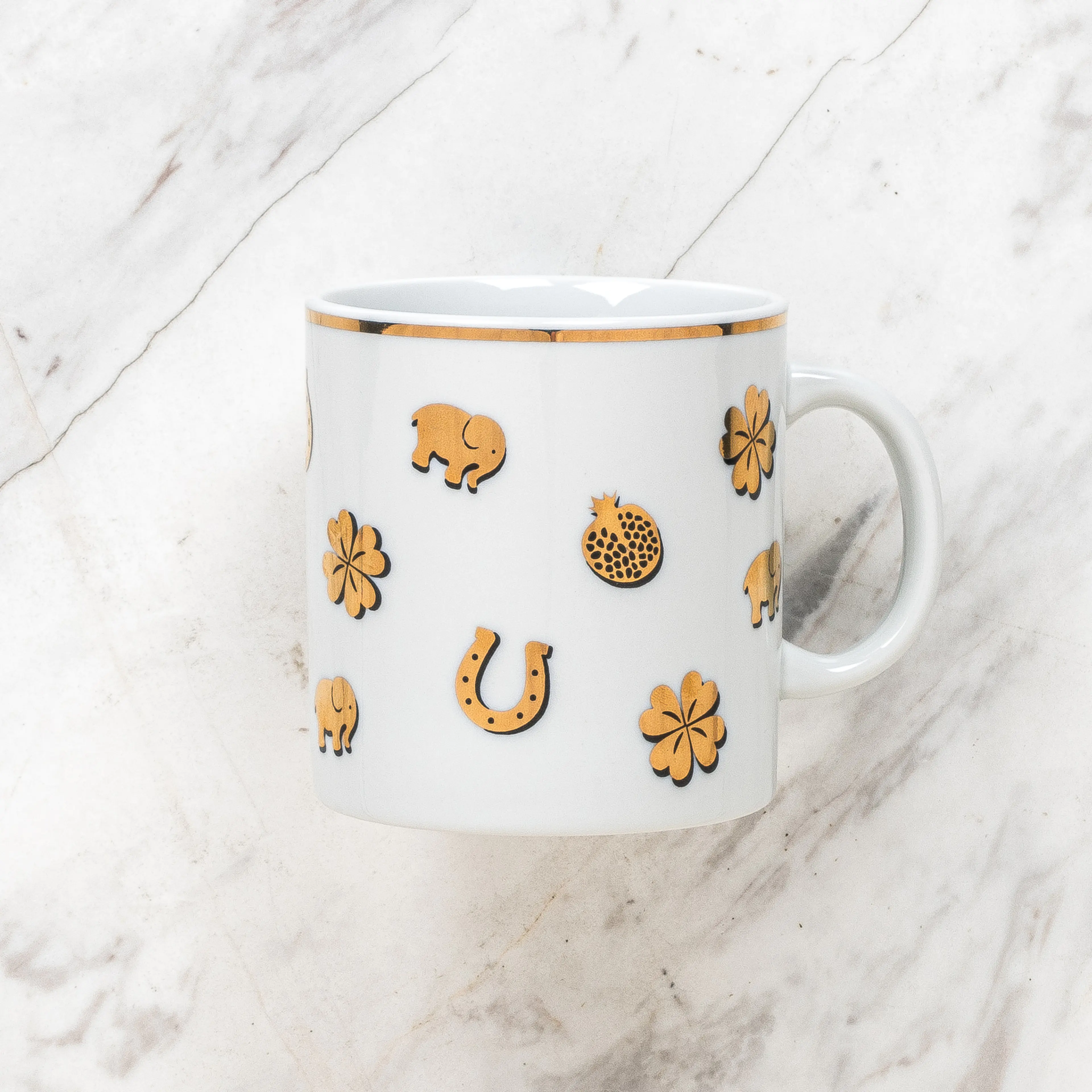 /blobs/beyaz-gold-sans-baskili-kupa-d70a1890519945eb866a791d8c0e1679.webp?ts=09132142