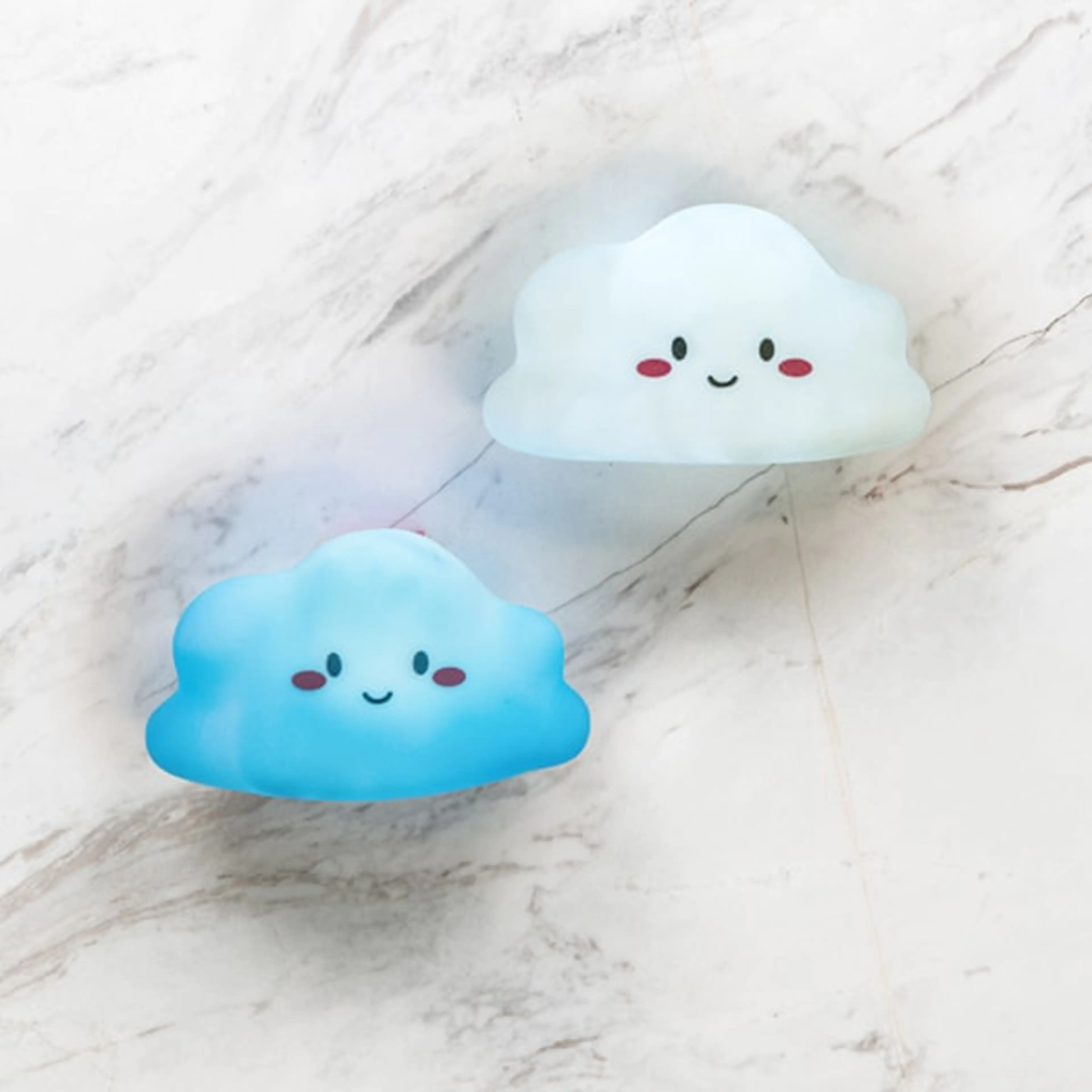 /blobs/beyaz-yildiz-formunda-gece-lambasi-yerine-beyaz-bulut-formunda-gece-lambasi-d5fb14ceee594a4bbab26ffdb86ecd53.webp?ts=09132142