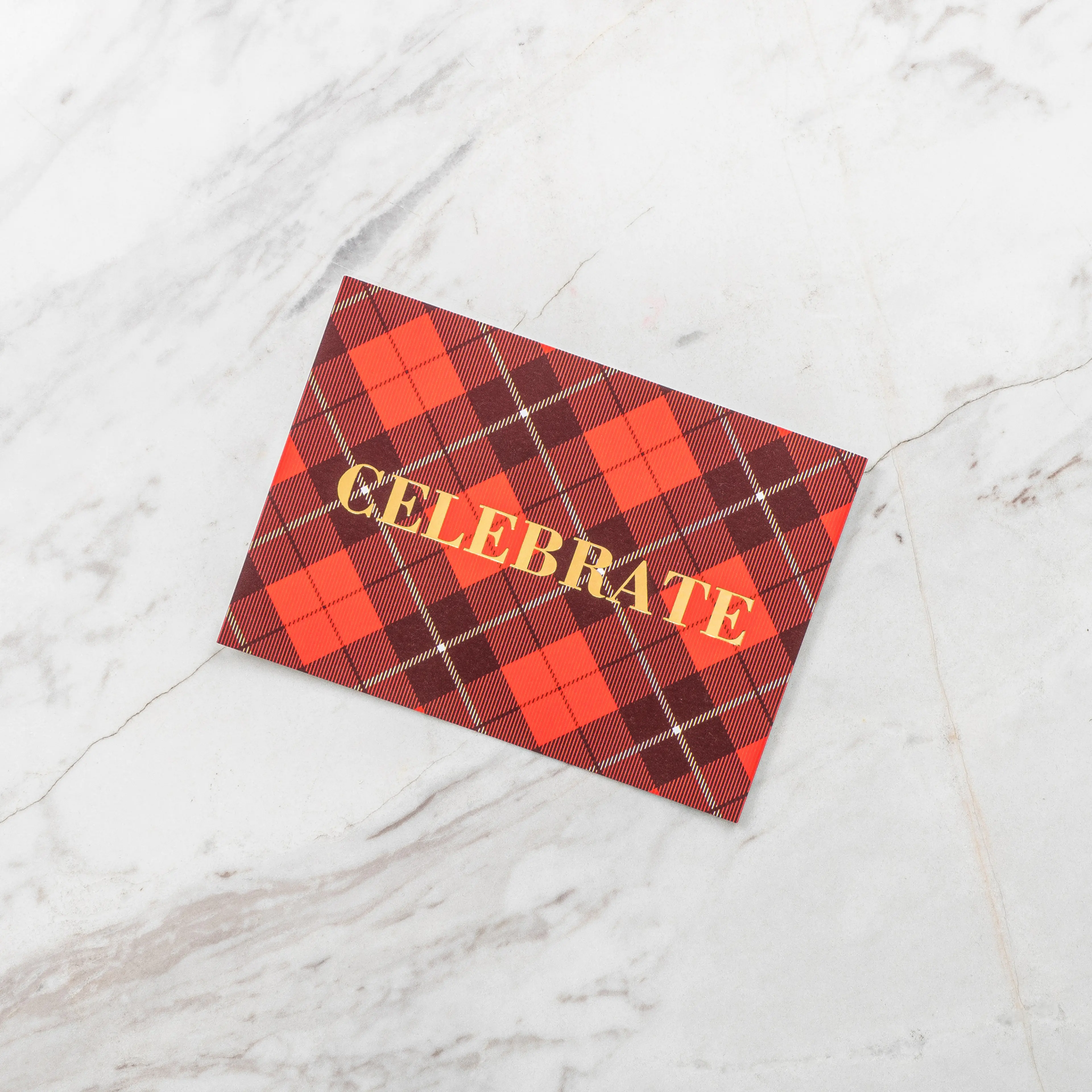 /blobs/kirmizi-ekoseli-gold-celebrate-baskili-tebrik-karti-043dbabf3c014a869dd351dcf0625e5f.webp?ts=09132142