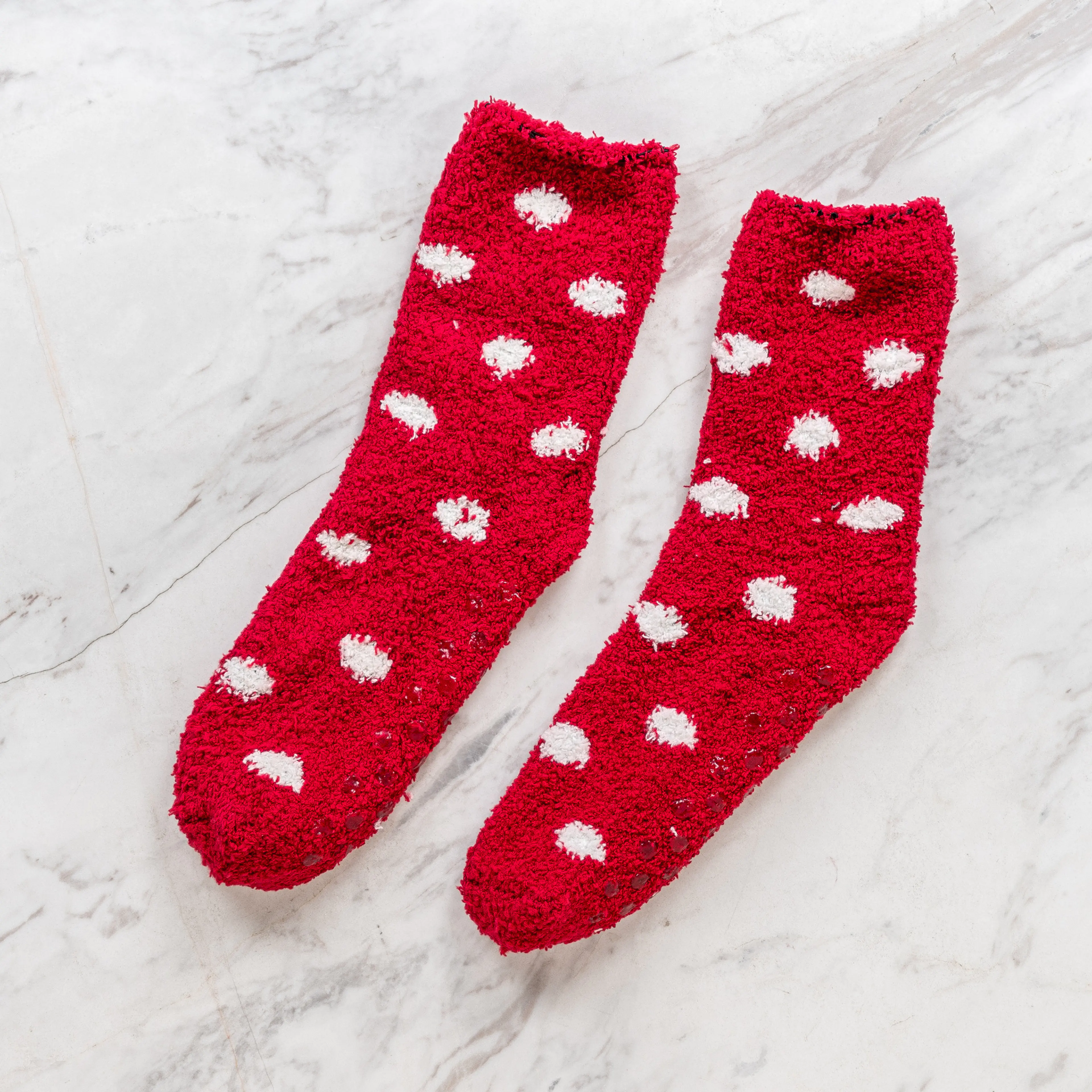 /blobs/kirmizi-puantiyeli-kaydirmaz-tabanli-corap-bab849179e3746ac8edb3637e2b046bb.webp?ts=09132142