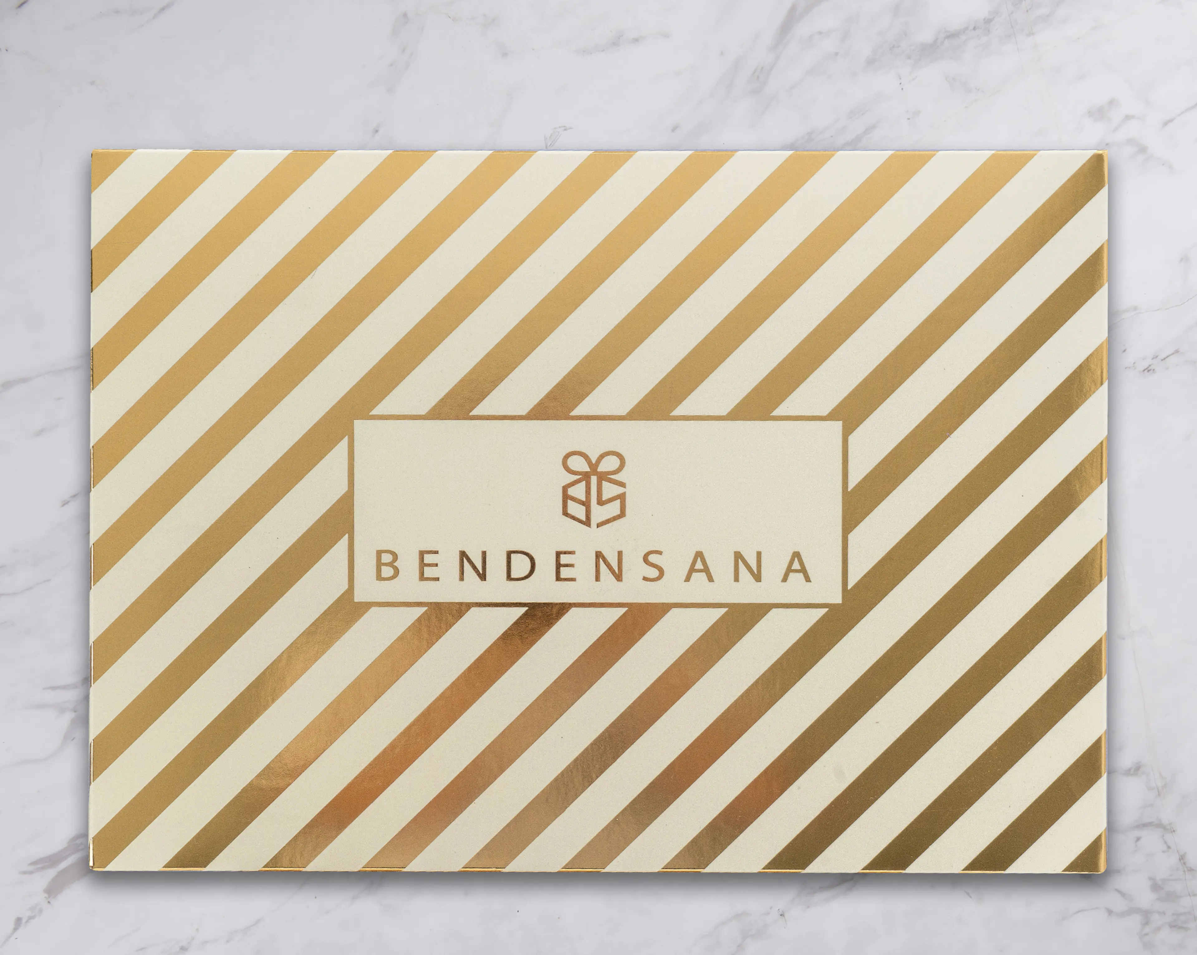 /blobs/striped-golden-green-ede02df86b90413699c34b1fa63ba6bb.webp?ts=06052043